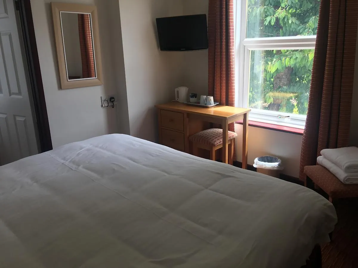 Guest house Winston Manor Guesthouse Rooms Churchill